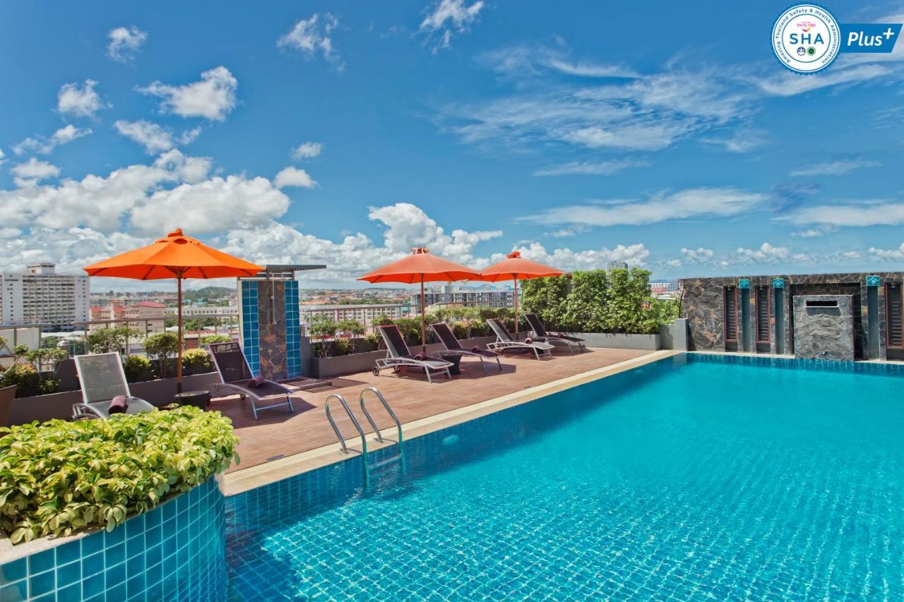 Adelphi Pattaya Hotel Exterior photo