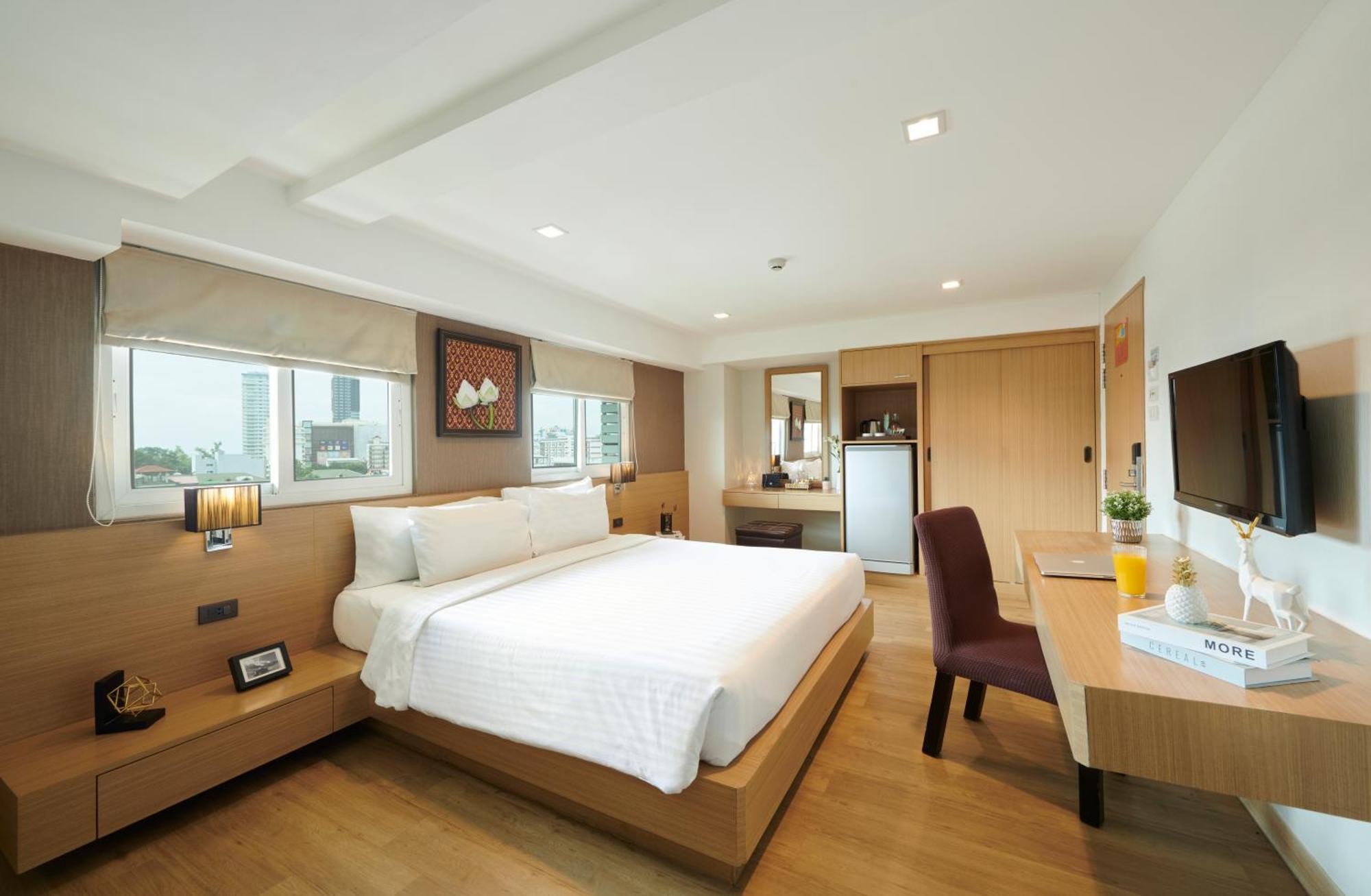 Adelphi Pattaya Hotel Exterior photo