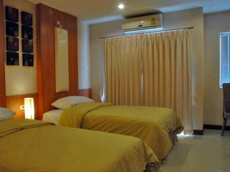 Adelphi Pattaya Hotel Exterior photo