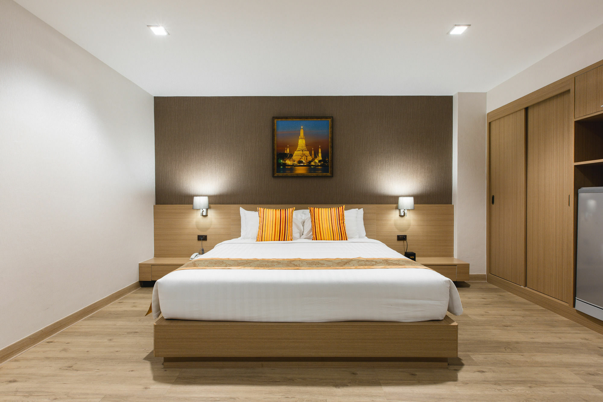 Adelphi Pattaya Hotel Exterior photo
